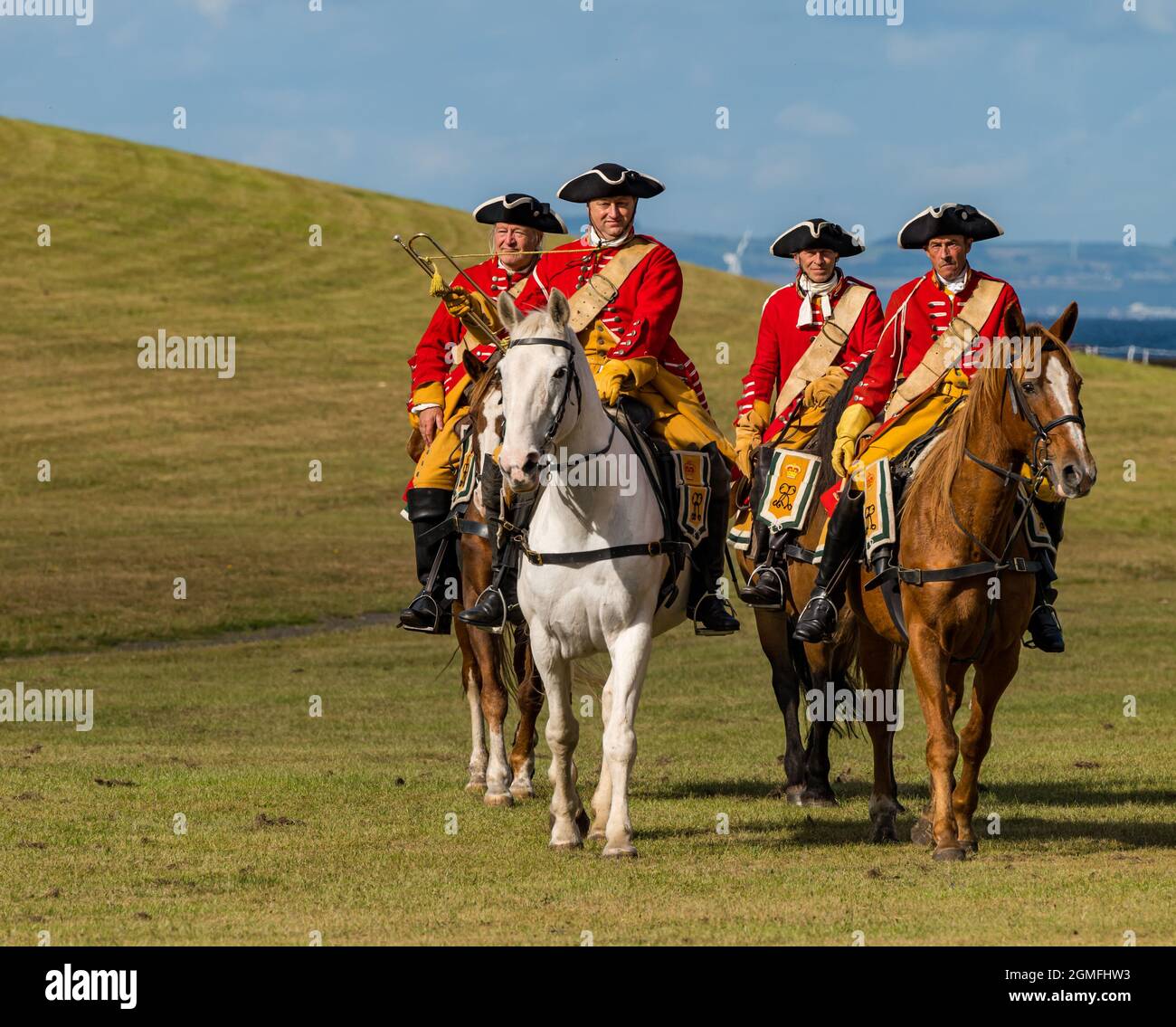 Prestonpans, East Lothian, Scotland, UK, 18 September 2021 Battle of Prestonpans re-enactment: The battle of Prestonpans in 1745 was one of the shortest battles in British history. Pictured: Dragoon Calvary parade on horses in the Hanoverian army or redcoats Stock Photo