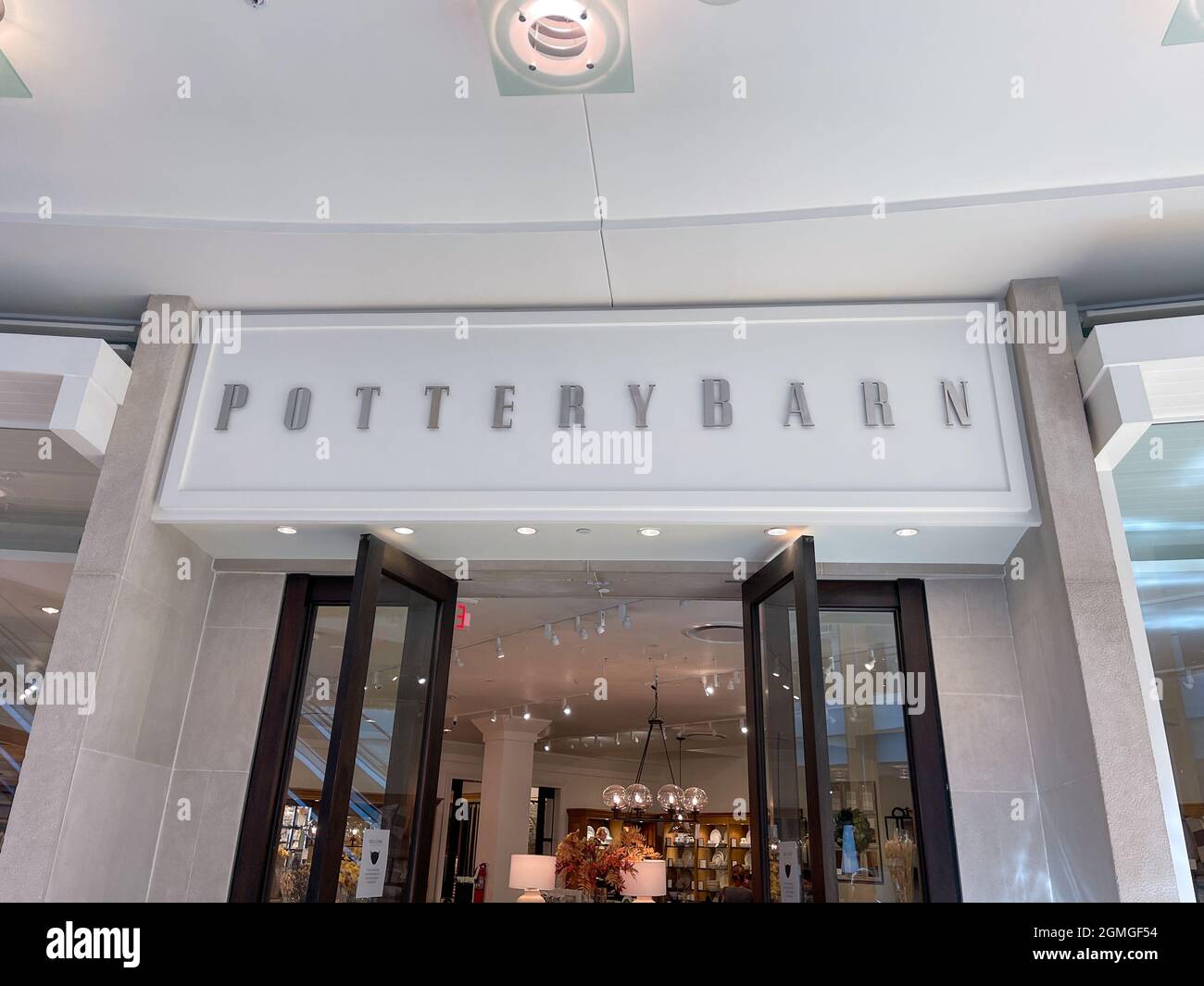 Pottery Barn - The Gardens Mall