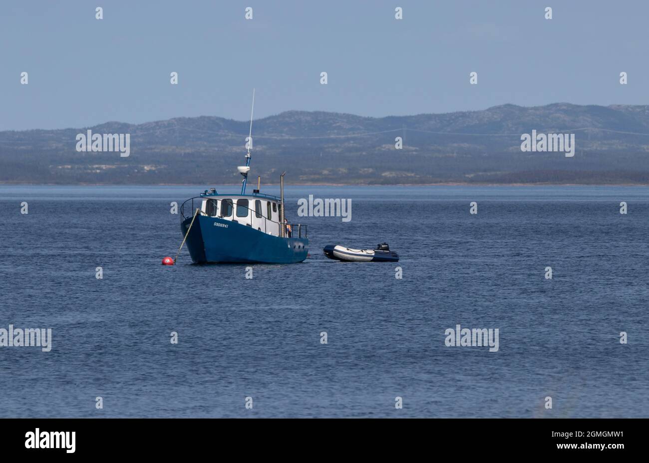 bateau de pèche fleuve St-Laurent ,le Parc National de l'Archipel-de-Mingan Québec Canada Stock Photo