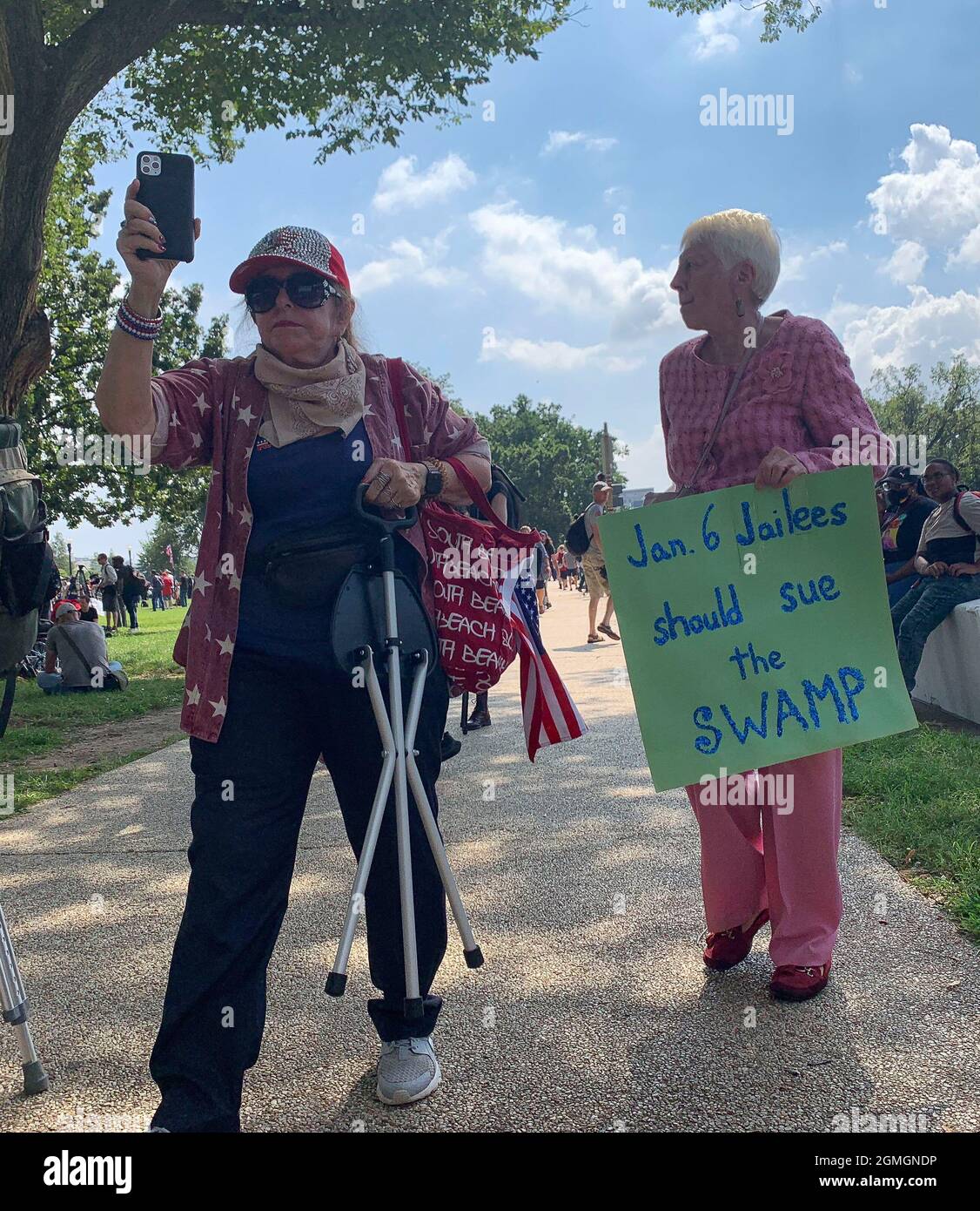 September 18, 2021, Washington, District of Columbia, USA: Attendance at the Justice for J6 Rally was smaller than predicted with police and journalists outnumbering rally participants. (Credit Image: © Sue Dorfman/ZUMA Press Wire) Stock Photo
