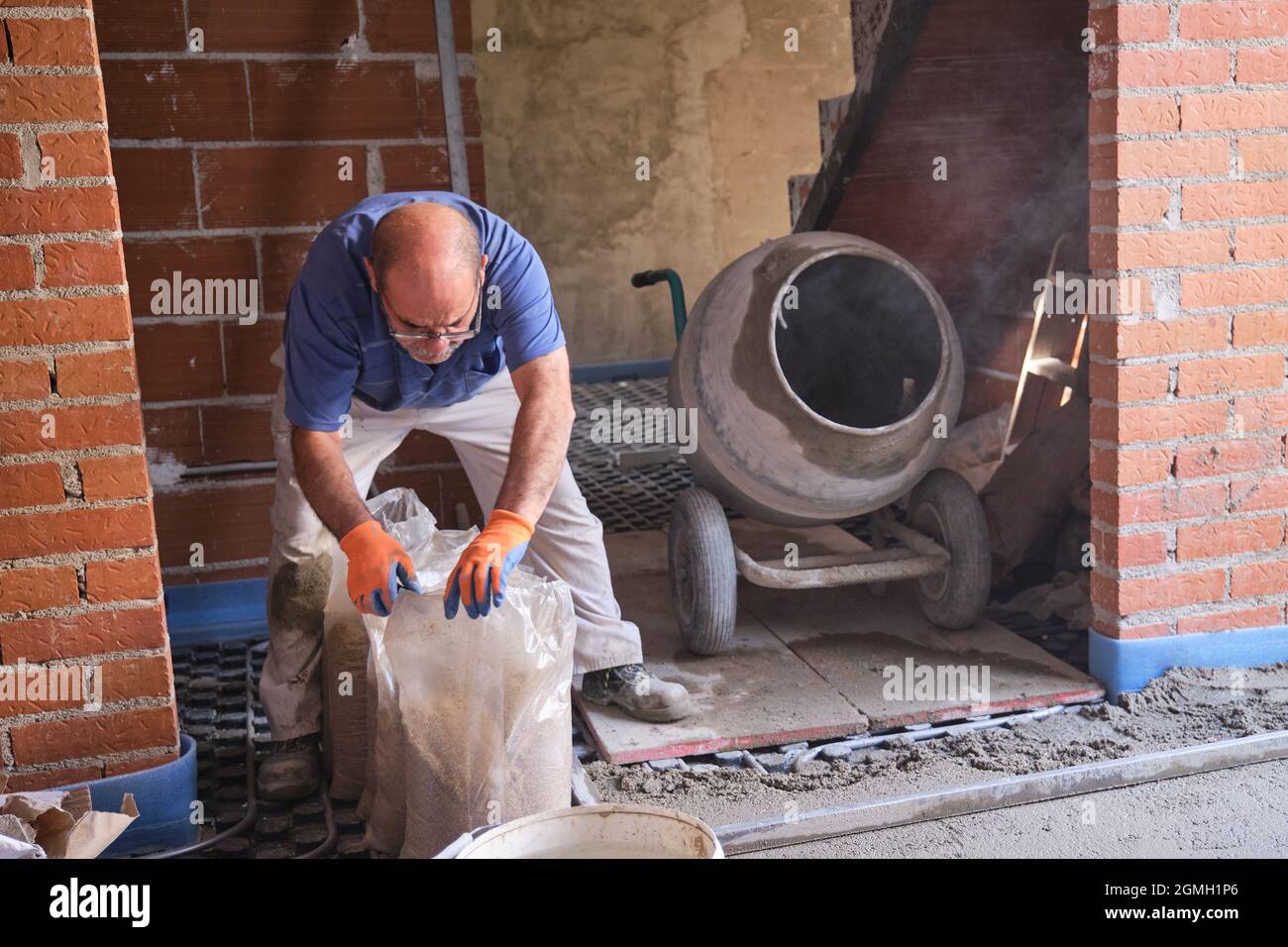 Concrete sandbag construction hires stock photography and images Alamy