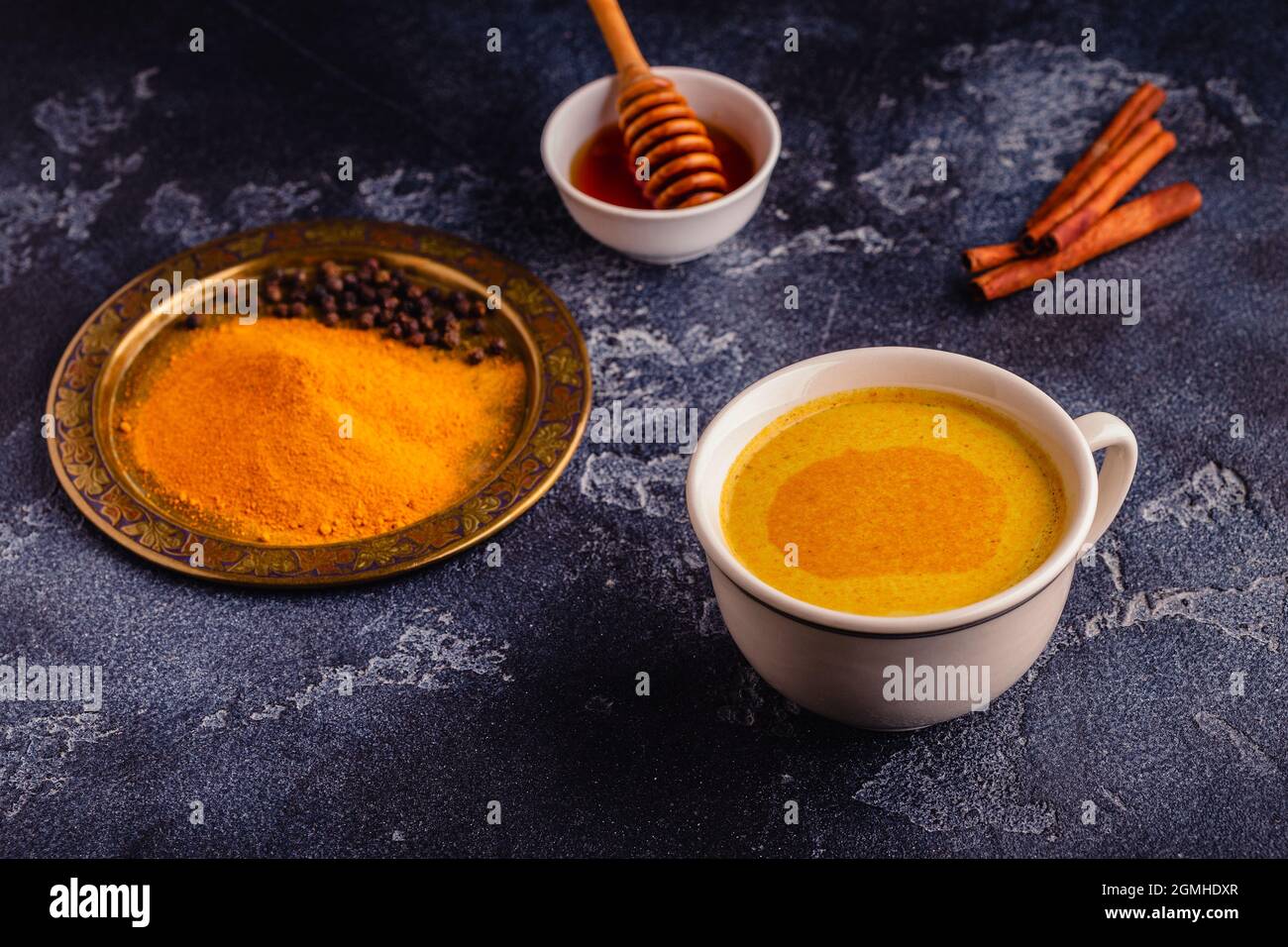Gold blend coffee hires stock photography and images Alamy