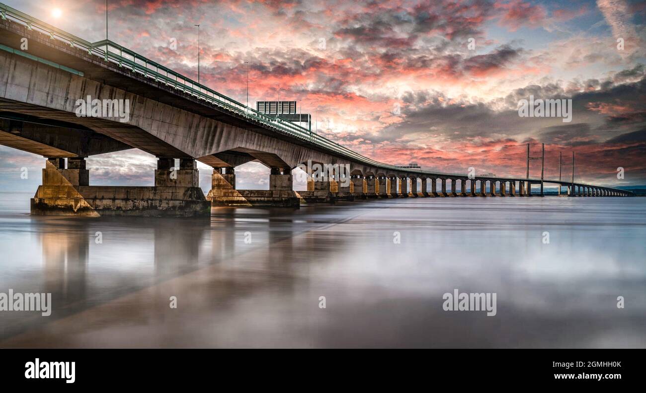 The Prince Of Wales Bridge Stock Photo Alamy