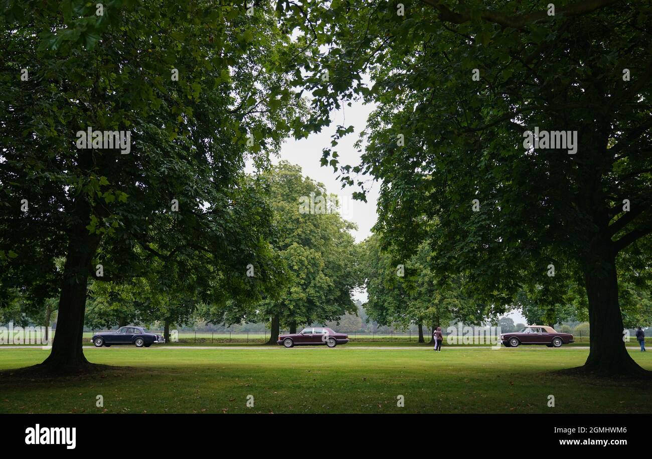 Classic cars belonging to members of the International Club for Rolls Royce and Bentley Enthusiasts make their way the Long Walk during an escorted parade through the Great Park to Windsor Castle in aid of The Prince Philip Trust Fund. Picture date: Sunday September 19, 2021. Stock Photo