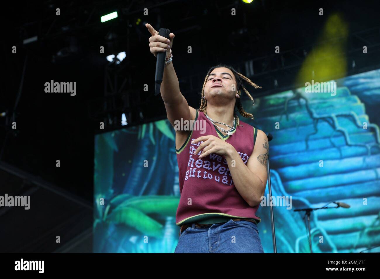 24kgoldn High Resolution Stock Photography And Images Alamy