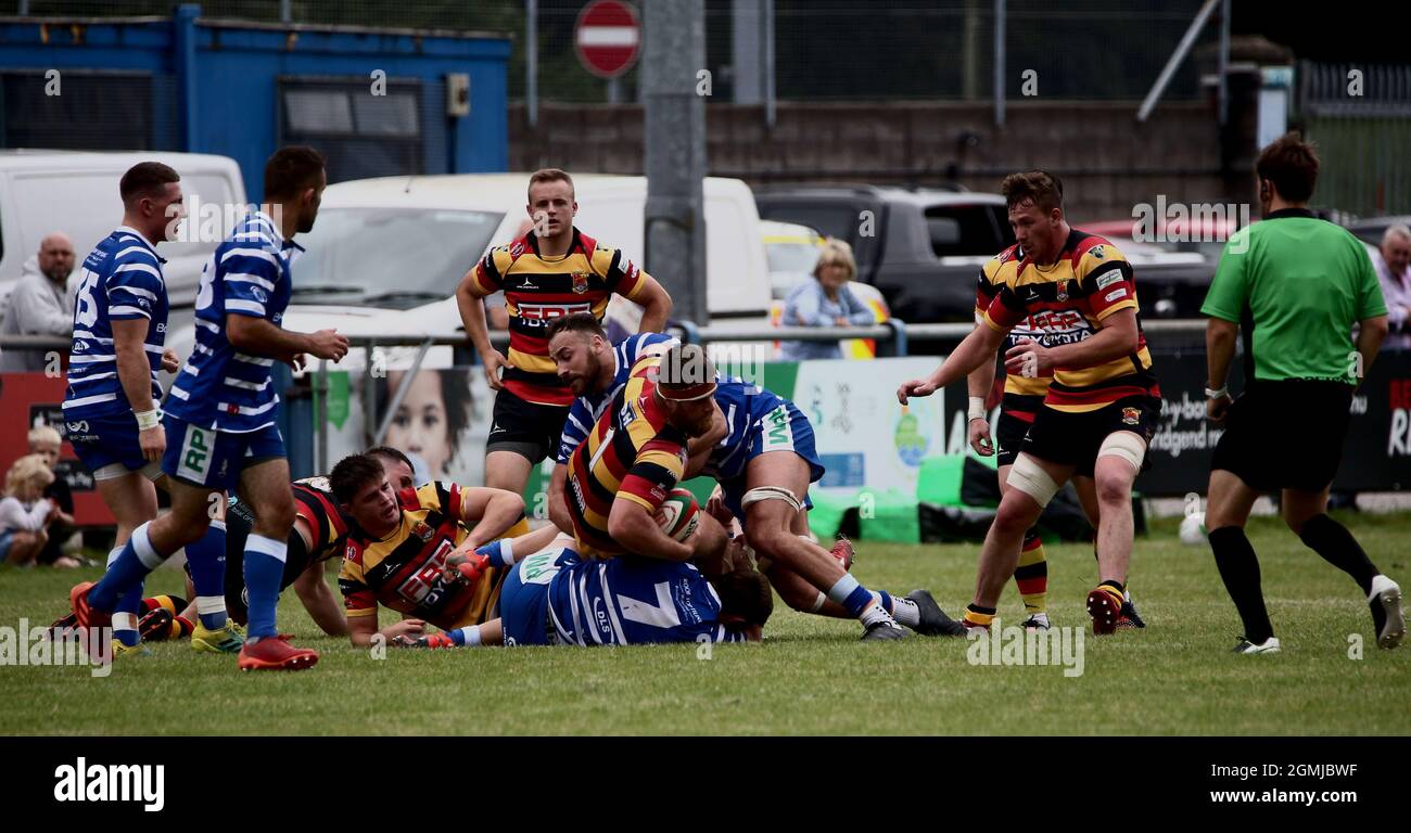 Bridgend Ravens RFC v Carmarthen Quins RFC Stock Photo - Alamy