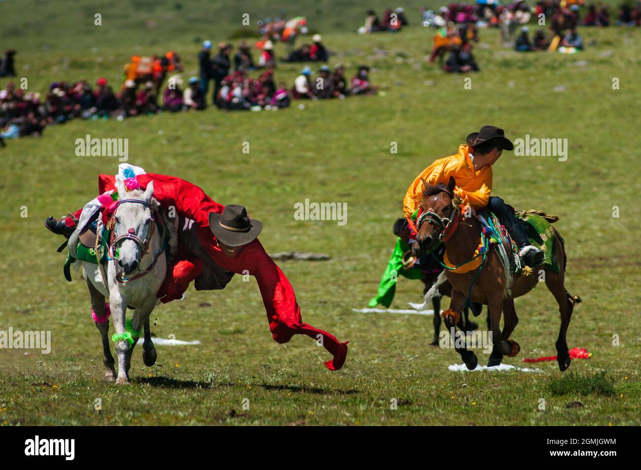 CHINA. HORSE RACE IN NAGLONG IN SICHUAN PROVINCE Stock Photo
