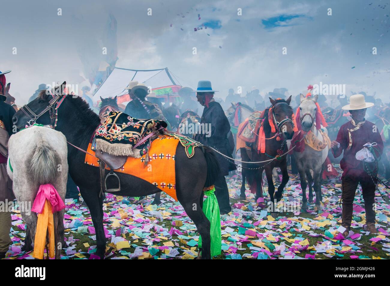 CHINA. HORSE RACE IN NAGLONG IN SICHUAN PROVINCE Stock Photo