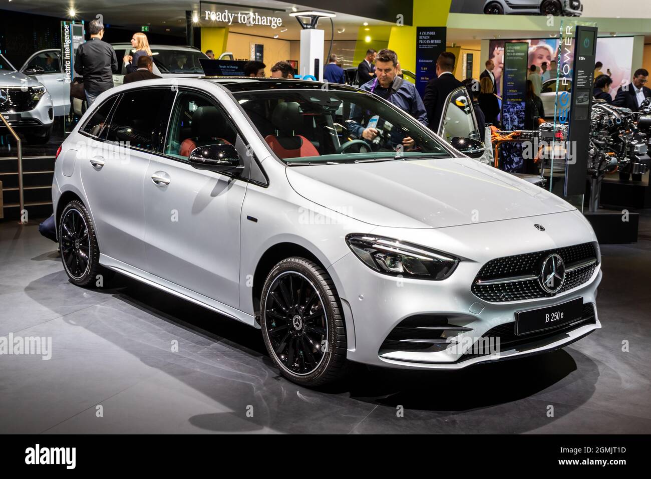Mercedes b250e 2024