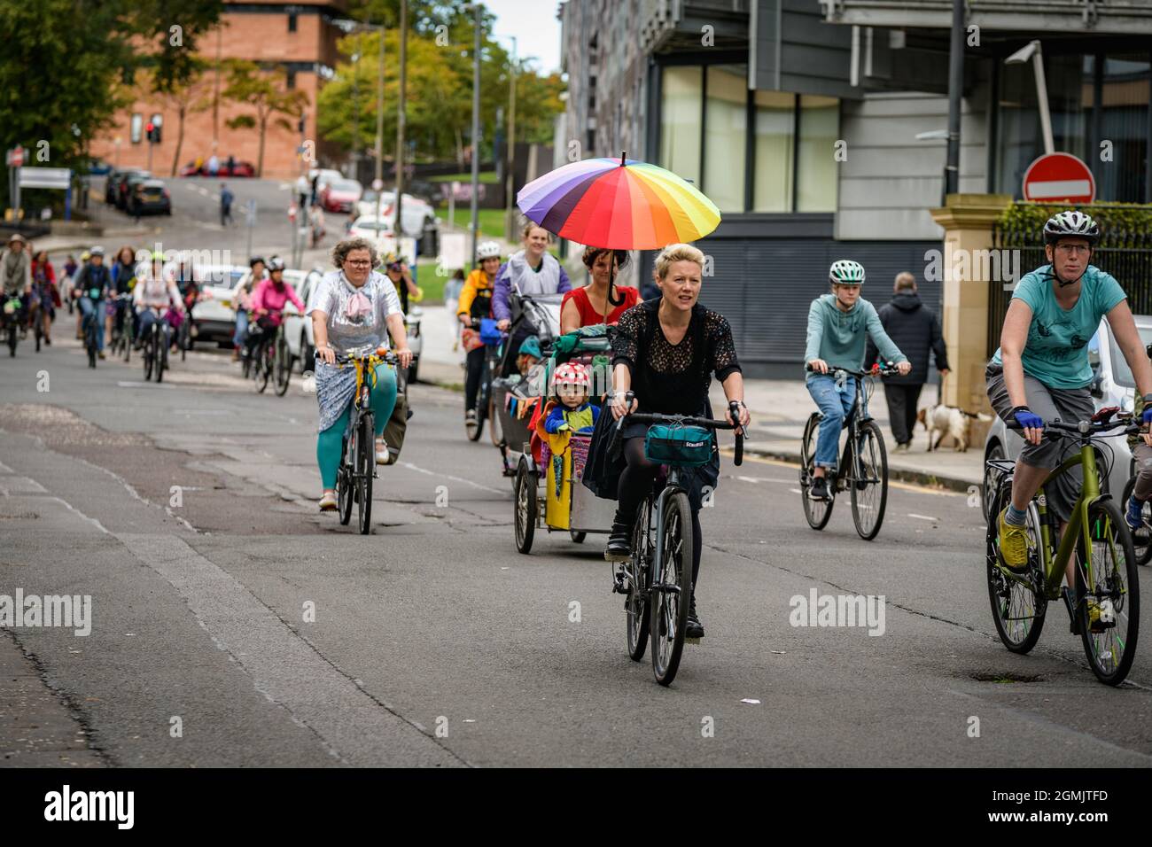 Edinburgh, Scotland. Sunday 19 September 2021. Participants at the