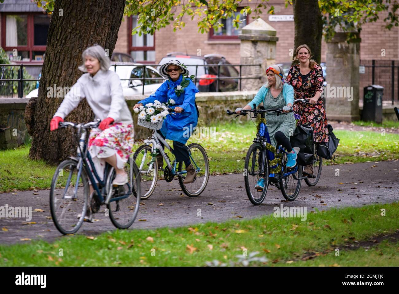 Edinburgh, Scotland. Sunday 19 September 2021. Participants at the