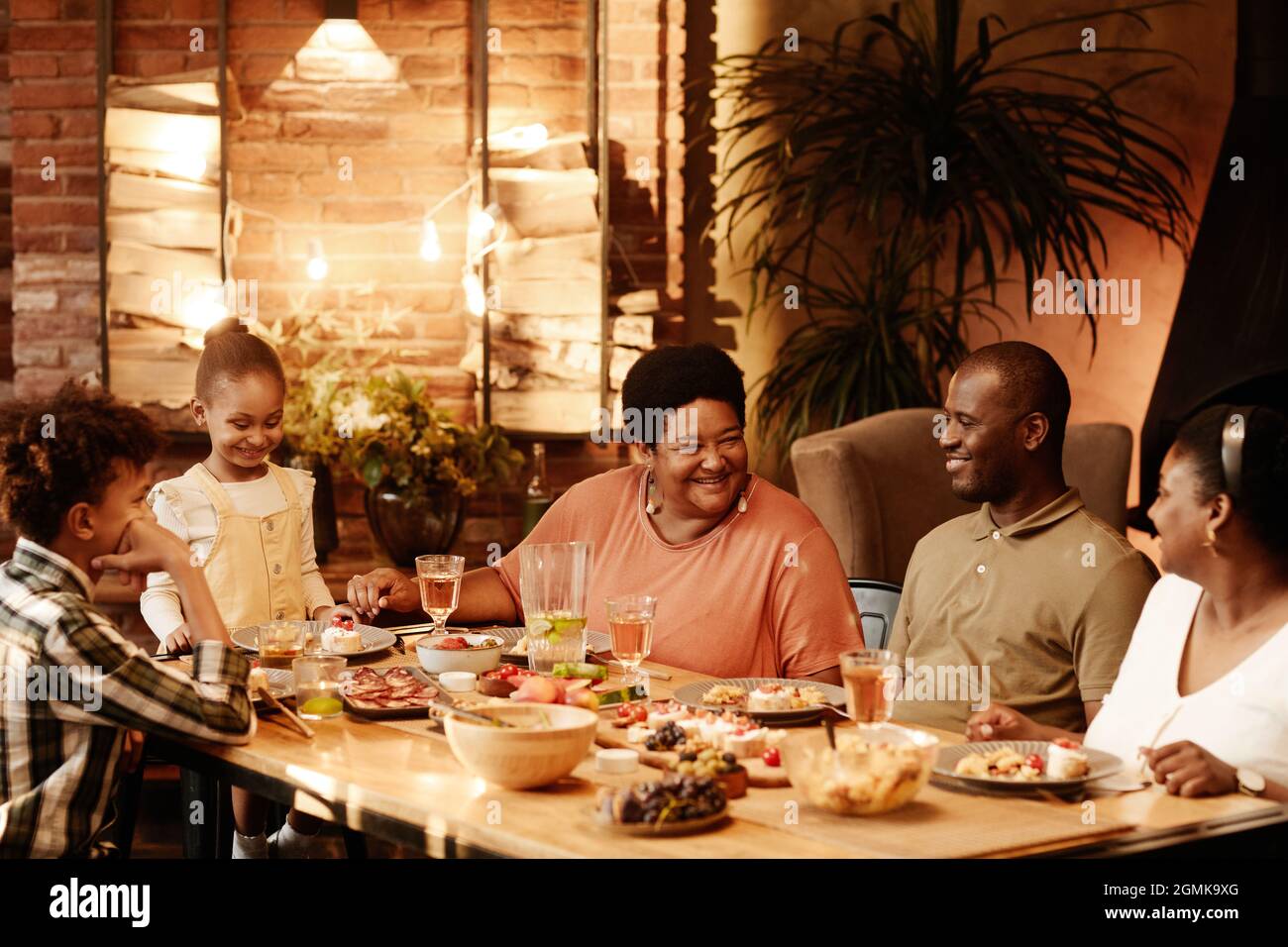African american food table hi-res stock photography and images - Alamy