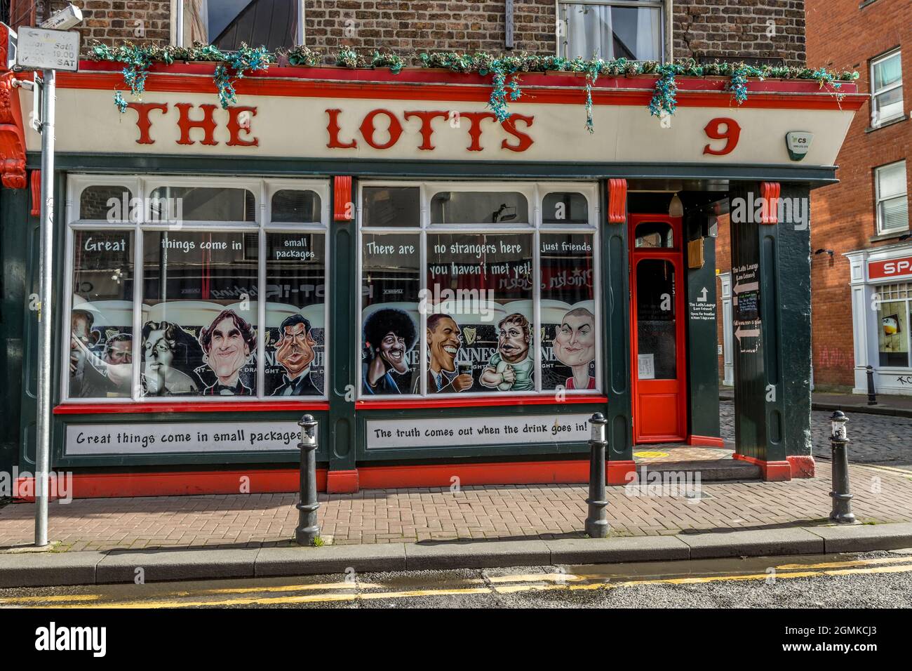 DUBL, IRELAND - Mar 21, 2021: Ireland, Dublin, a shot of a closed pub, The Lotts, in the corner of a street Stock Photo