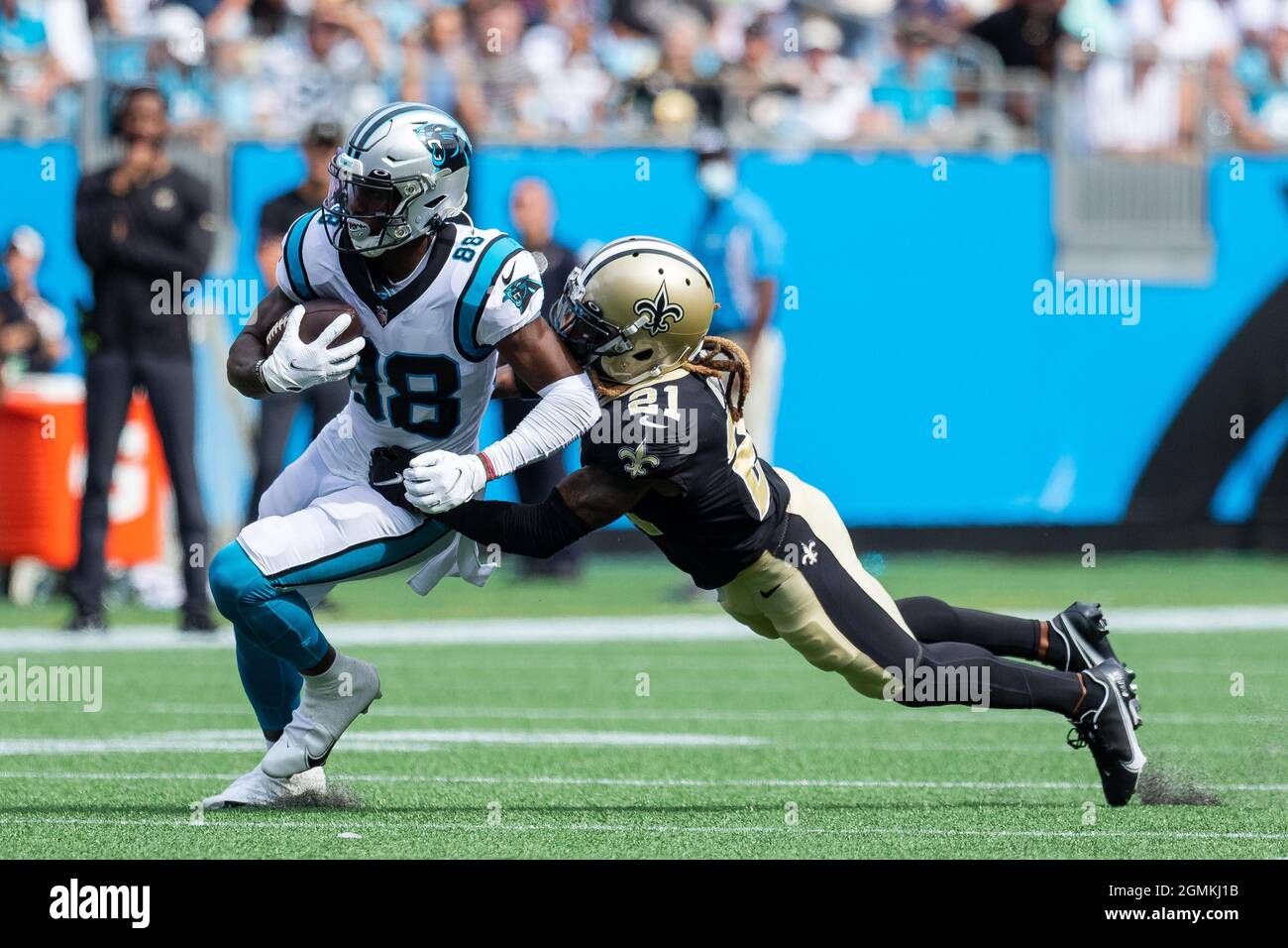 September 19, 2021: Carolina Panthers wide receiver Terrace Marshall Jr. (88) is graded by New Orleans Saints cornerback Bradley Roby (21) in the fourth quarter of the NFL matchup at Bank of America Stadium in Charlotte, NC. (Scott Kinser/Cal Sport Media) Stock Photo