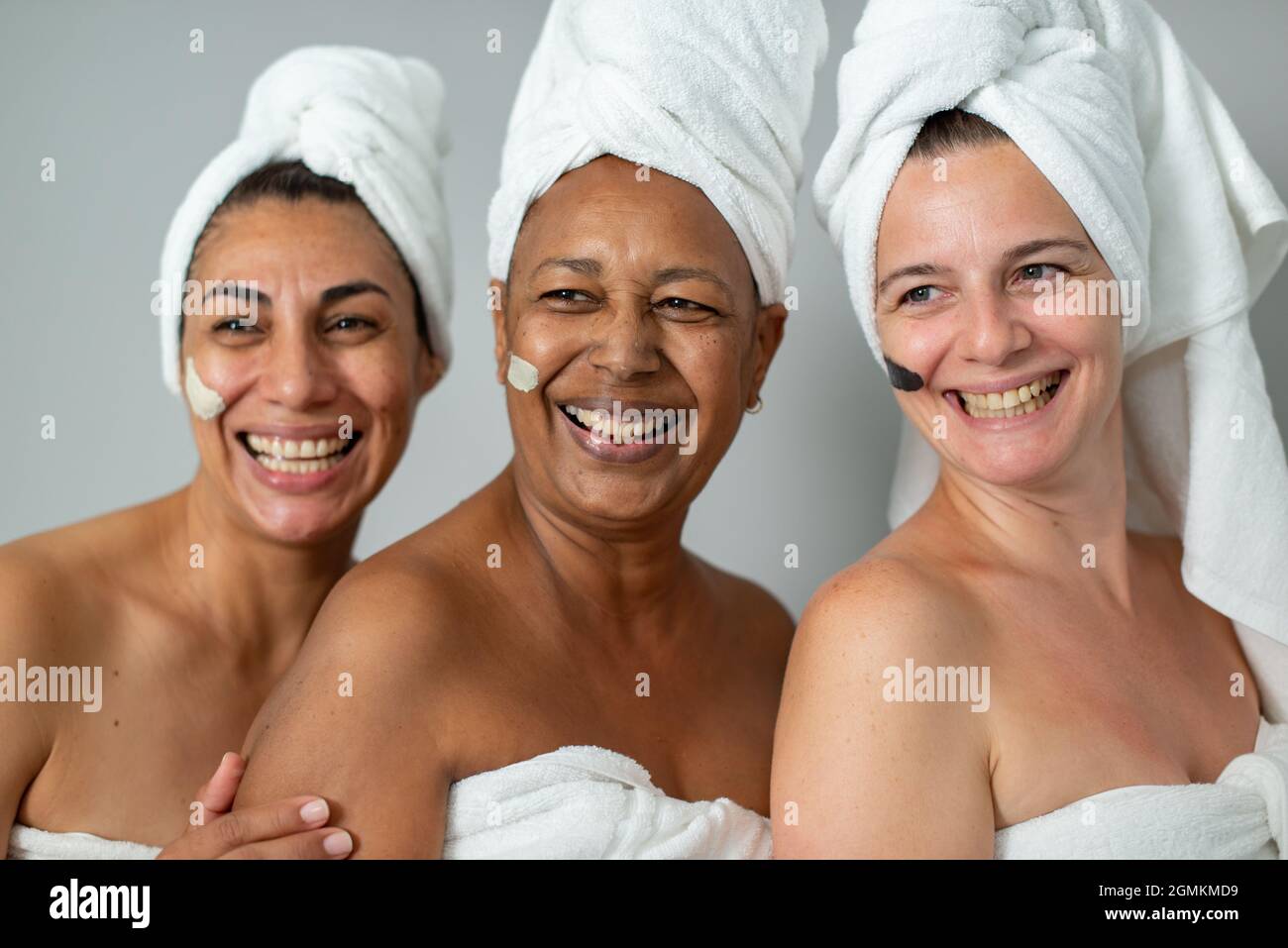 Diverse mature women hi-res stock photography and images - Alamy
