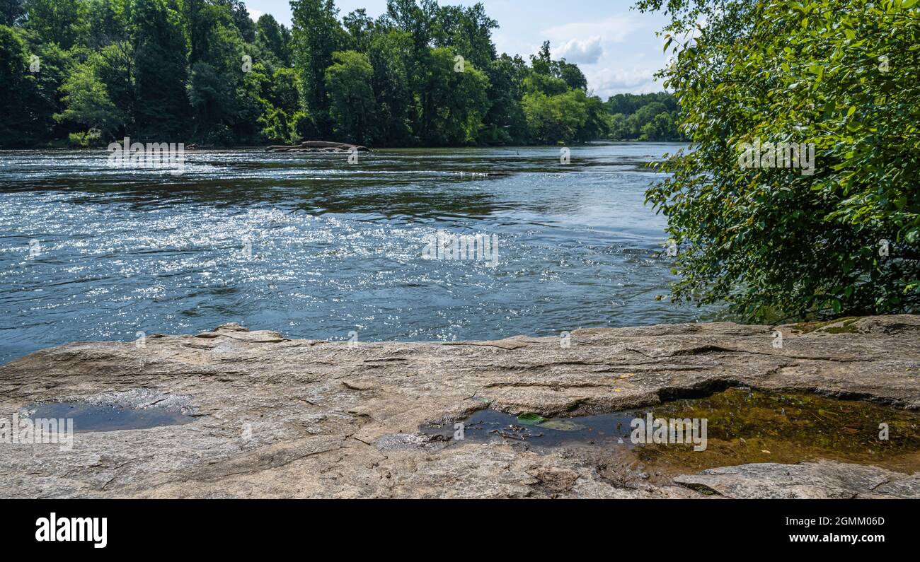 Rocks along the Chattahoochee River shoreline at the Island Ford Unit