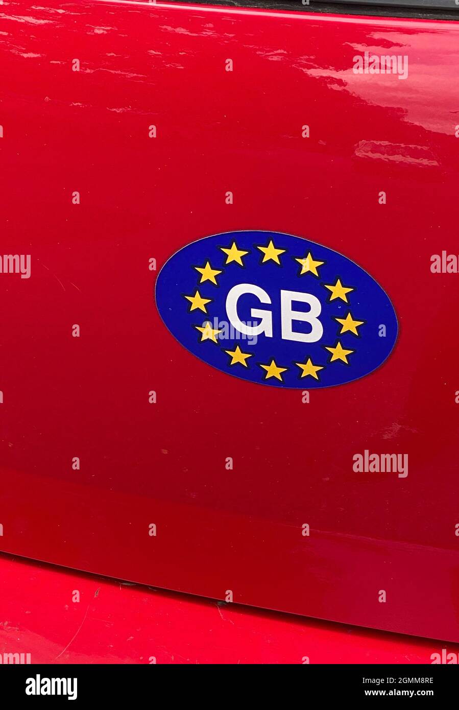 London, UK. 11th Sep, 2021. A "GB" sticker with European stars is stuck on a car. The country is called the United Kingdom, but the international identifier has been "GB" for decades. That is now changing. Soon, British cars will have to have a "UK" sticker when traveling to the EU. (to dpa "Symbol for union after Brexit: "UK" instead of "GB" on British cars") Credit: Benedikt von Imhoff/dpa/Alamy Live News Stock Photo
