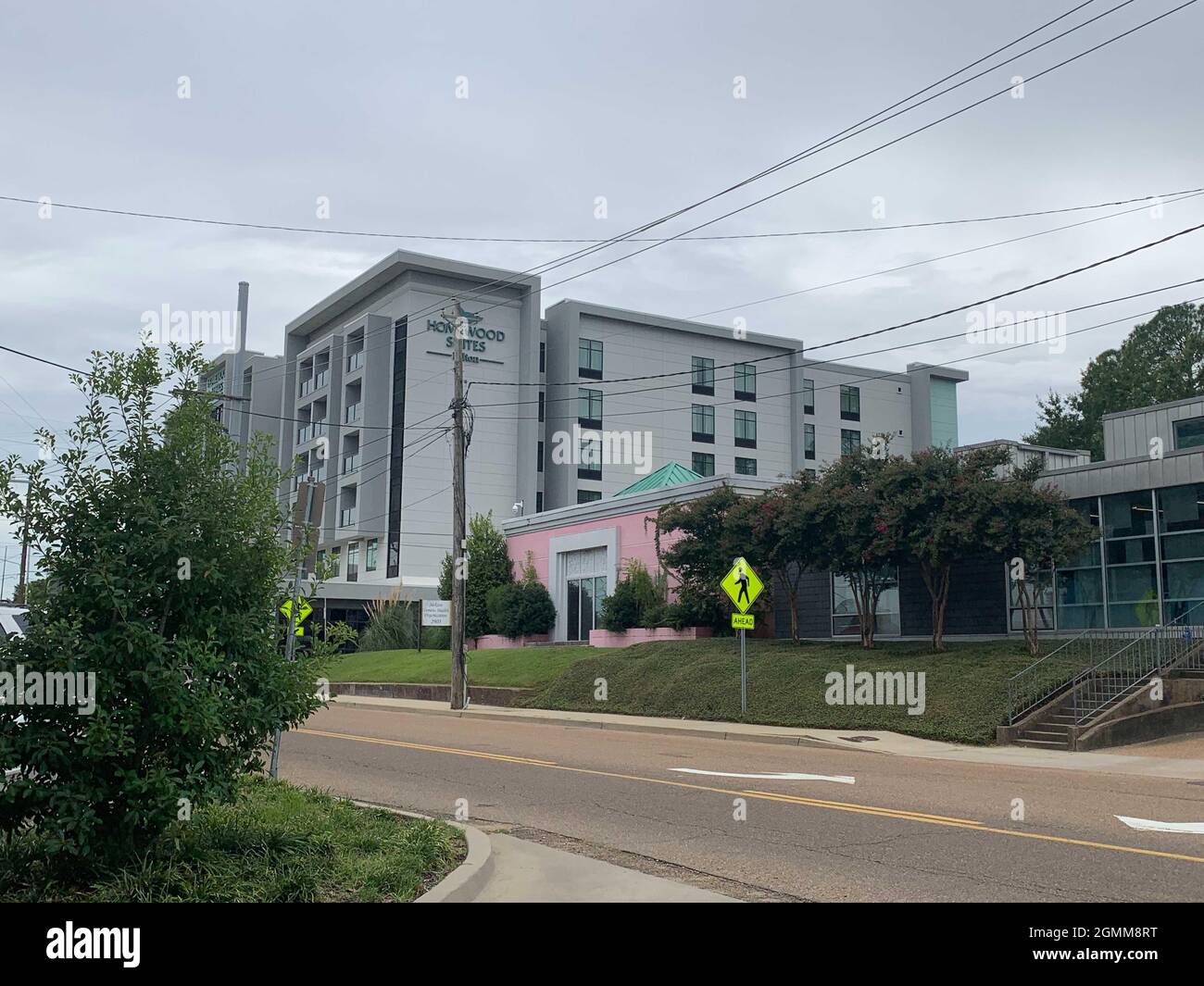 Jackson, USA. 13th Sep, 2021. The Pink House abortion clinic in Jackson. The Pink House is the last abortion clinic in Mississippi. Credit: Julia Naue/dpa/Alamy Live News Stock Photo