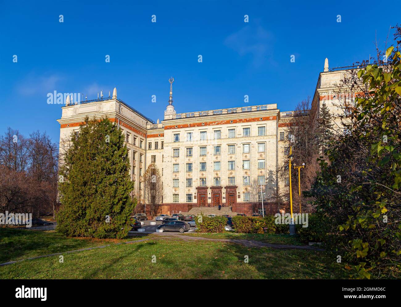 On the territory Lomonosov Moscow State University (MSU) on Sparrow ...