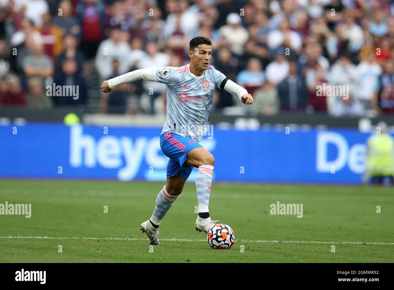 London, UK. 19th Sep, 2021. Cristiano Ronaldo of Manchester Utd in action. Premier League match, West Ham Utd v Manchester Utd at the London Stadium, Queen Elizabeth Olympic Park in London on Sunday 19th September 2021. this image may only be used for Editorial purposes. Editorial use only, license required for commercial use. No use in betting, games or a single club/league/player publications. pic by Andrew Orchard/Andrew Orchard sports photography/Alamy Live news Credit: Andrew Orchard sports photography/Alamy Live News Stock Photo