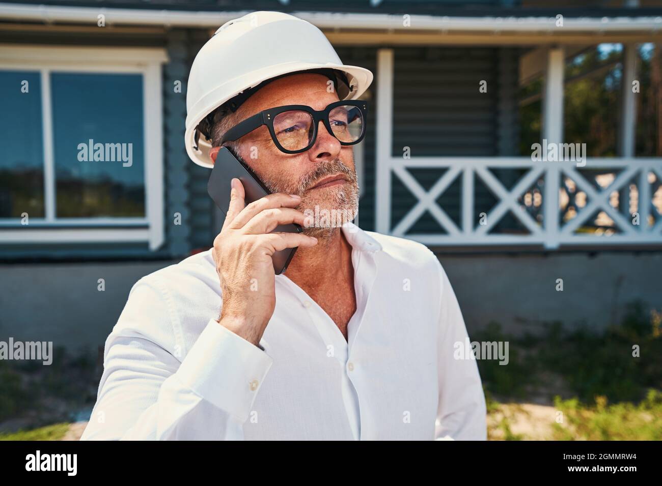 Civil Engineer Male Hard Hat Phone Hi Res Stock Photography And Images