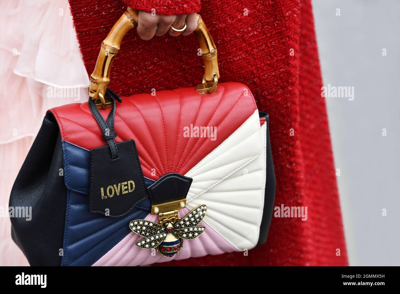 Gucci bee bag - Streetstyle at Paris Fashion Week - France Stock Photo -  Alamy
