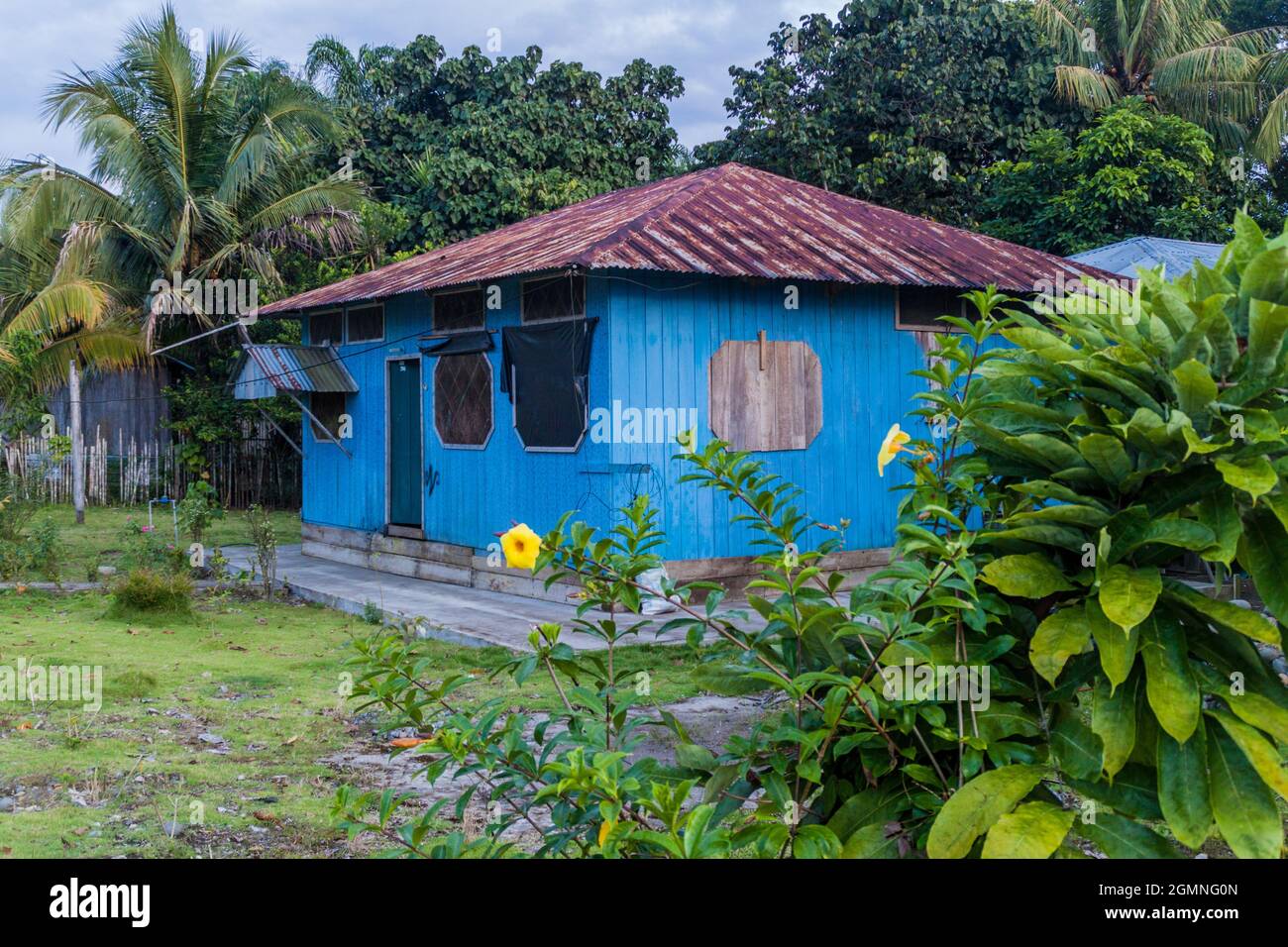 Wooden house in Nuevo Rocafuerte village, Ecuador Stock Photo Alamy