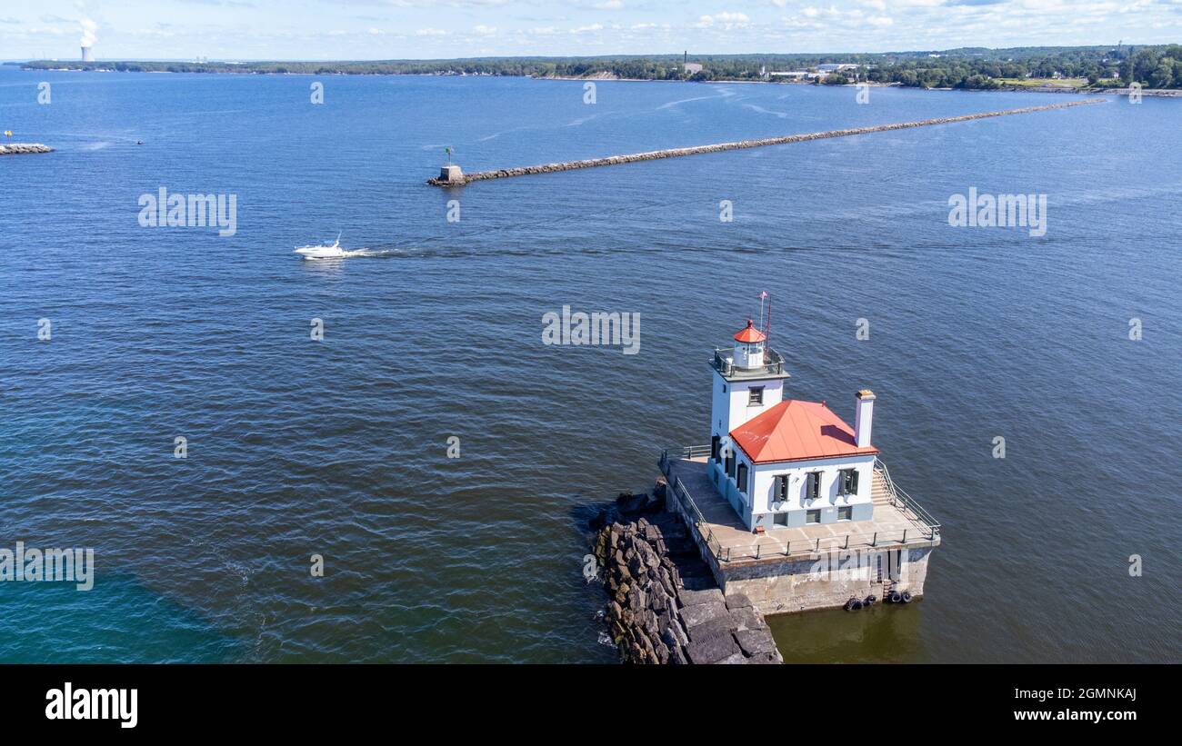 West Pierhead Lighthouse, Lake Ontario, Oswego, NY, USA Stock Photo