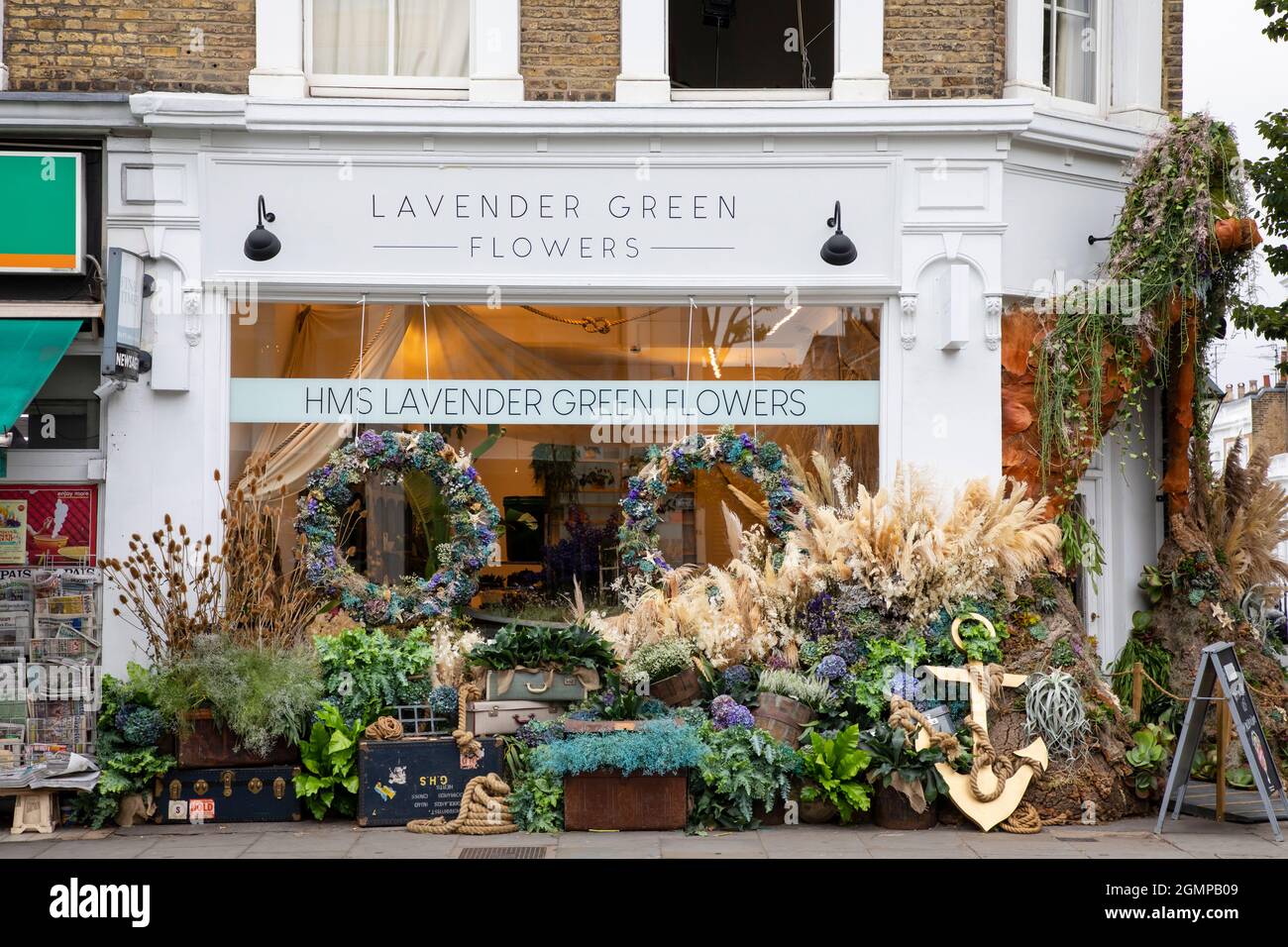 London, September 20, 2021: Streets of Chelsea get decorated with floral displays for anuual Chelsea in Bloom Stock Photo