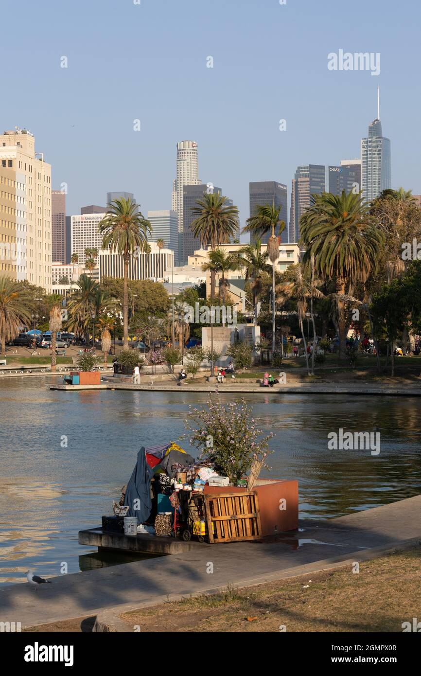 Homeless encampment in MacArthur Park in Los Angeles Stock Photo Alamy