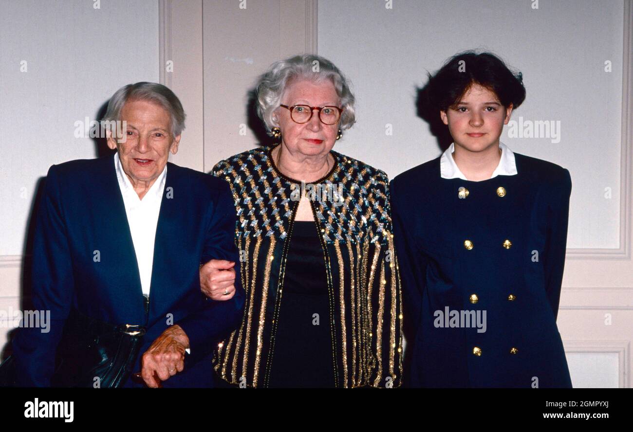 Los Angeles.CA.USA. LIBRARY. L-R: Emilie Schindler. (Widow of Oskar  Schindler), Miep Gies (whose family hid Anne Frank in Amsterdam before they  were betrayed) and Zlata Filipovic who kept a diary during the, image size:1300x888