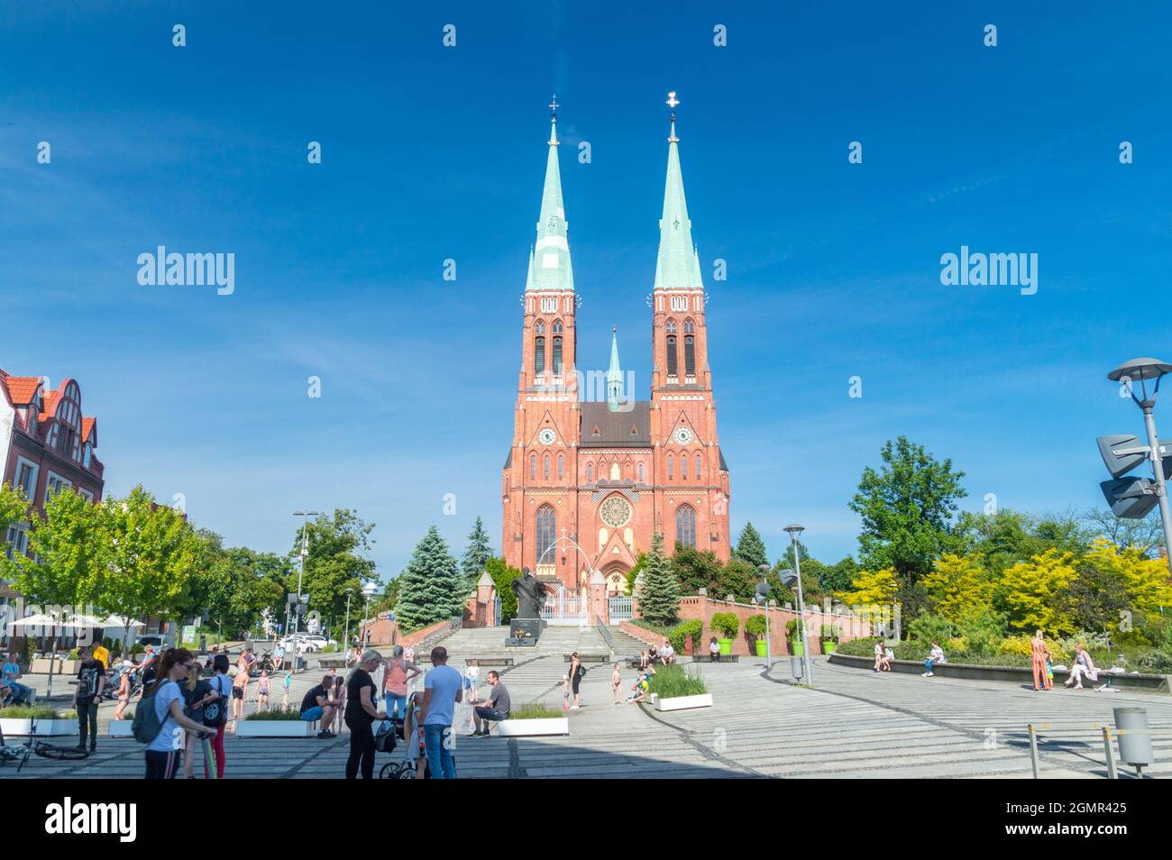 Rybnik, Poland - June 4, 2021: John Paul II square with Roman catholic Basilica of Saint Anthony. Stock Photo