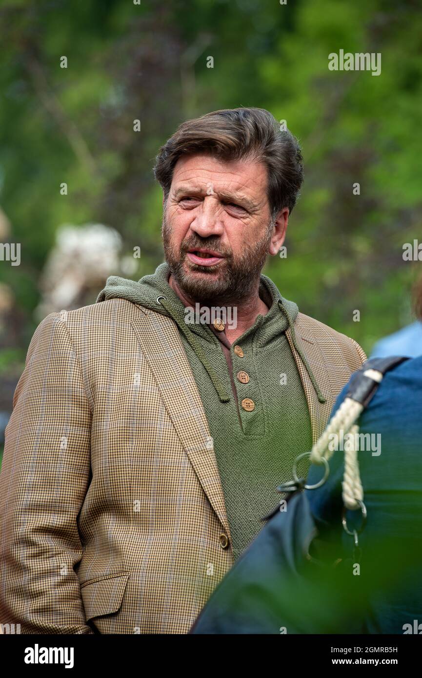 Nick knowles 2021 hi-res stock photography and images - Alamy