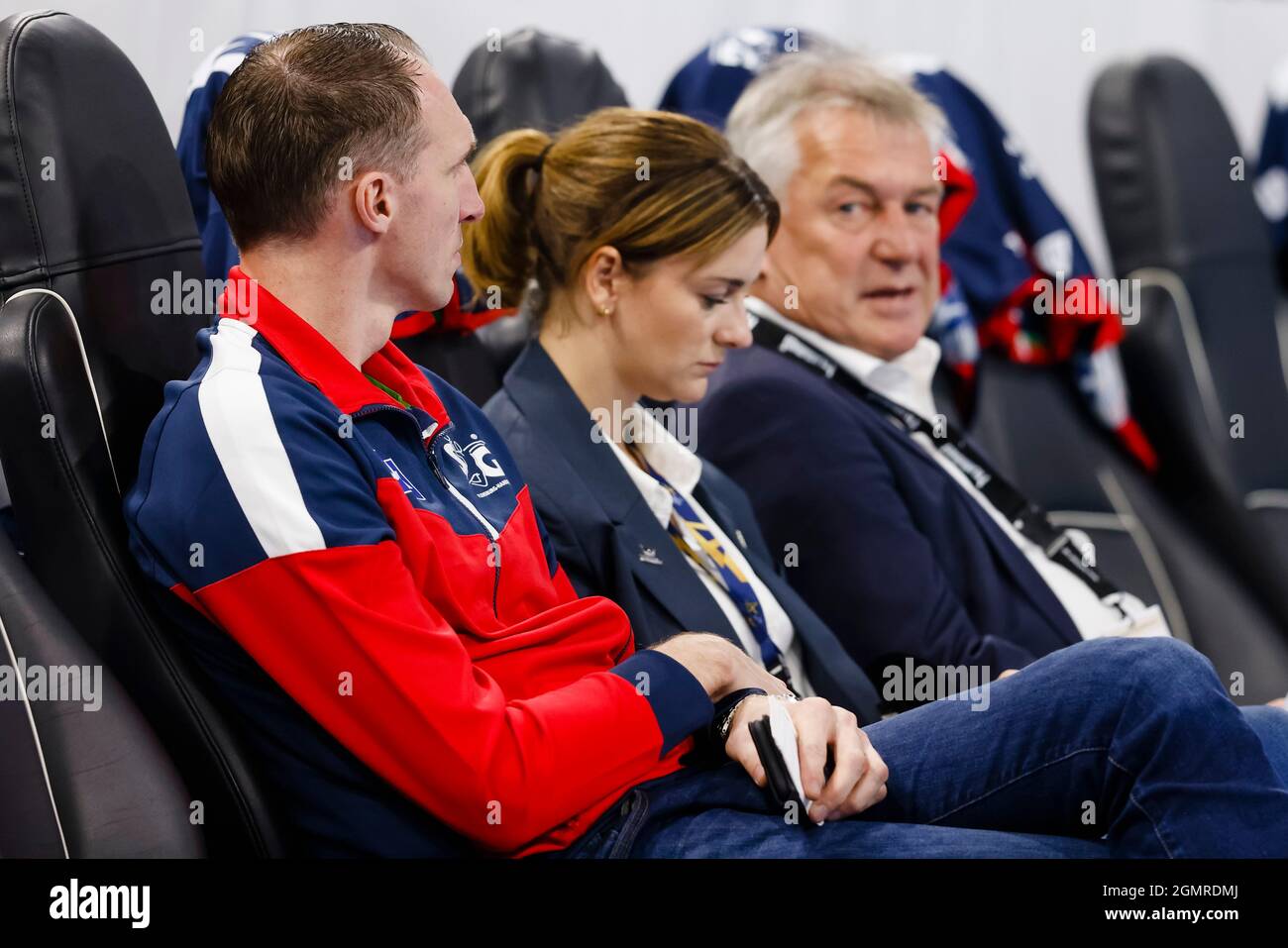 Kiel, Germany. 13th Sep, 2018. Handball: Bundesliga, THW Kiel - SG  Flensburg-Handewitt, Matchday 3, Wunderino Arena. Flensburg's marketing and  team coordinator Holger Glandorf (l-r), press spokeswoman Isabel Hofmann  and Flensburg's general manager