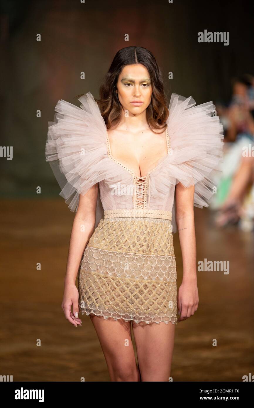 London, UK. 19th Sep, 2021. A model walks the runway at the Spring/Summer 2022, AADNEVIK Fashion Show during the London Fashion Week at the The Royal Horseguards. Credit: SOPA Images Limited/Alamy Live News Stock Photo