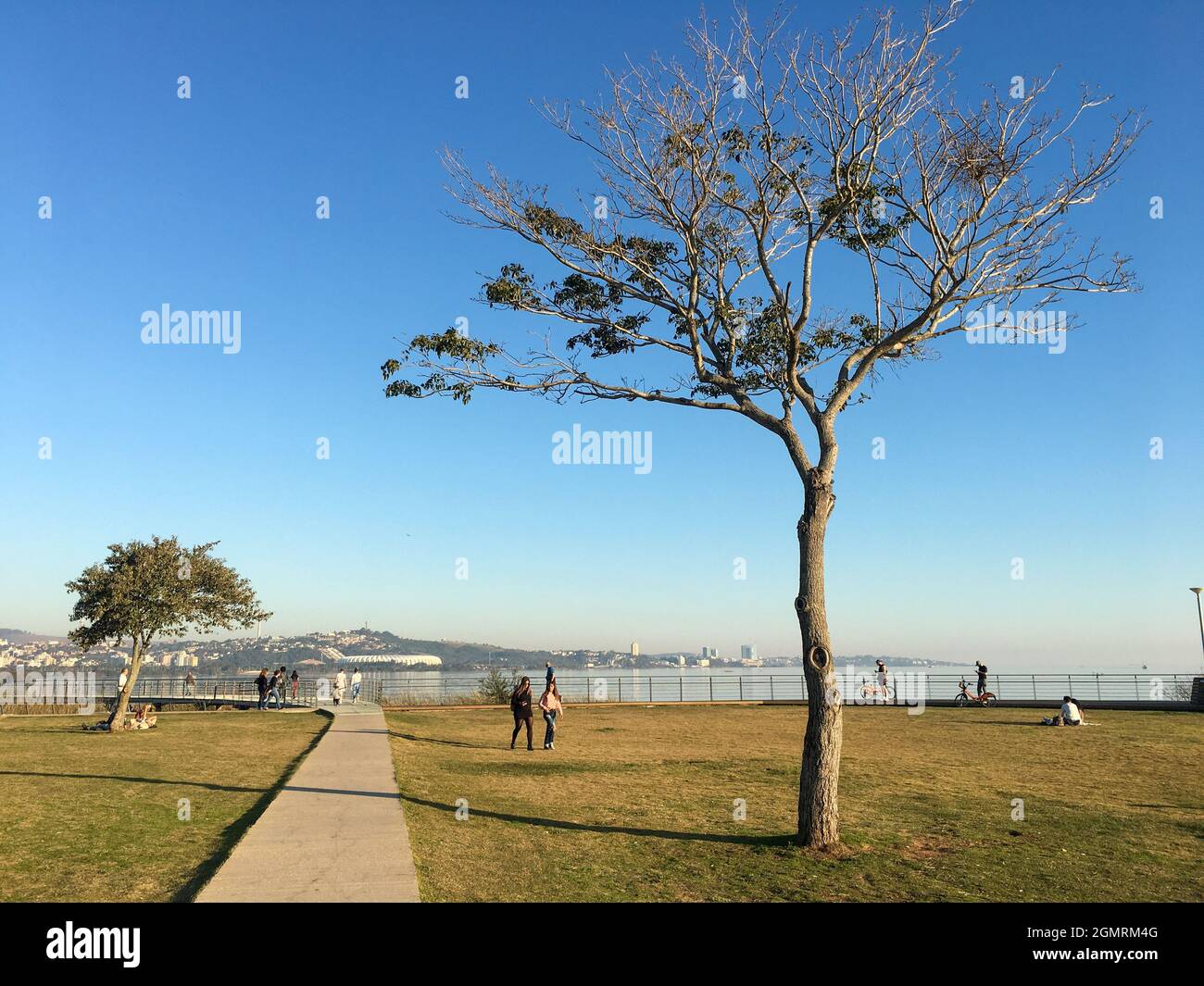 Porto Alegre Brazil Sep 03 21 The New Orla Do Guaiba Shore In The City Of Porto Alegre On A Sunny Day In Brazil Stock Photo Alamy Porto Alegre Brazil Sep 03 21 The New Orla Do Guaiba Shore In The City Of Porto Alegre On A Sunny Day In Brazil Stock Photo Alamy