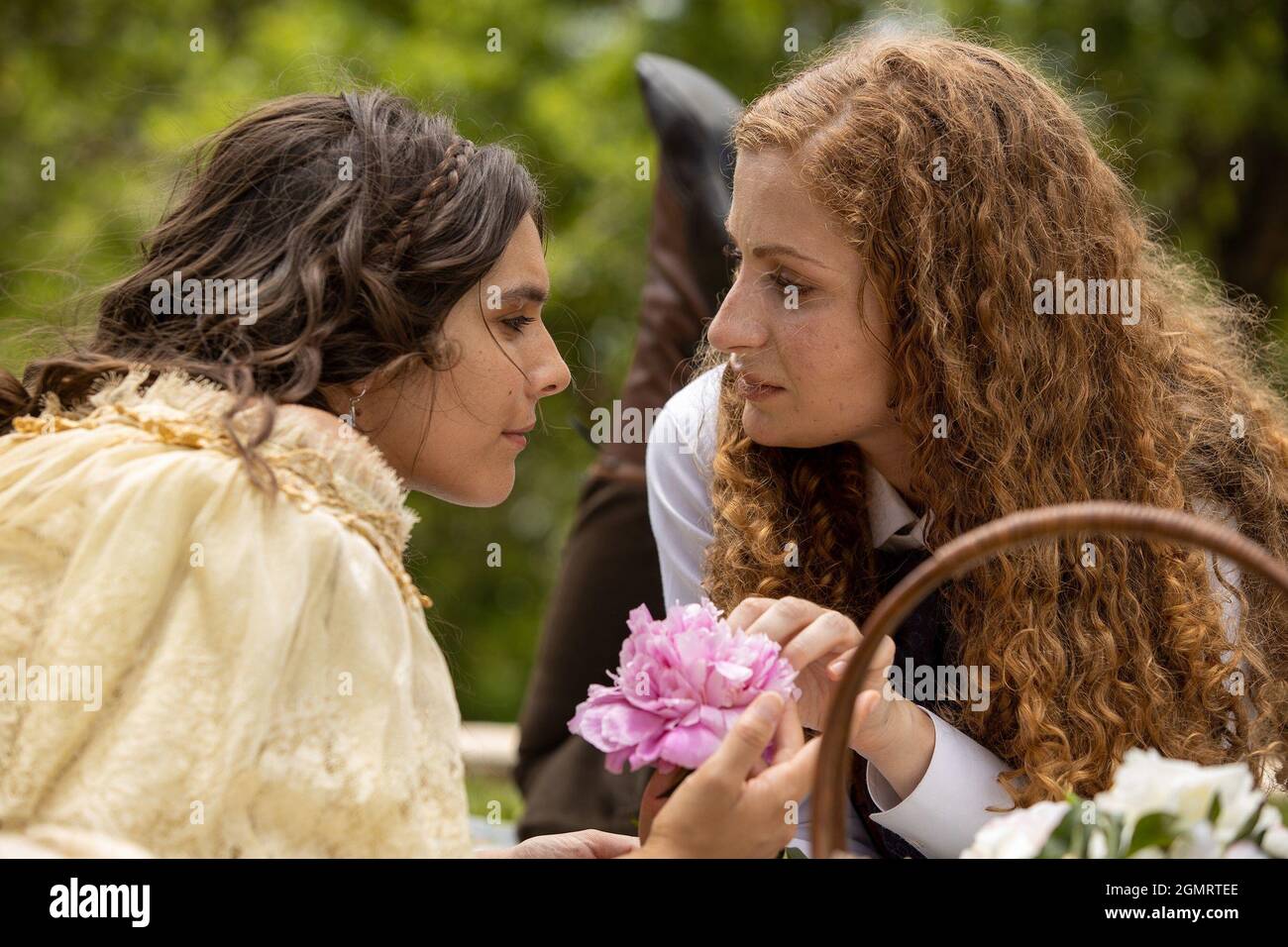 FANTASY ISLAND, from left Caitlin Stasey, Gillian Saker, The Romance