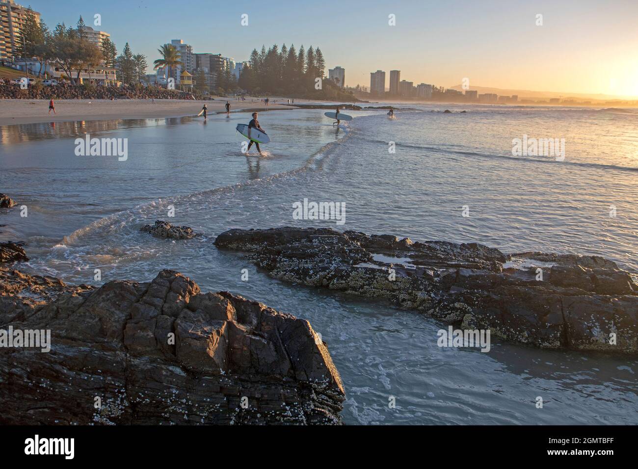 Surfing at Rainbow Bay (Snapper Rocks) in Coolangatta Stock Photo