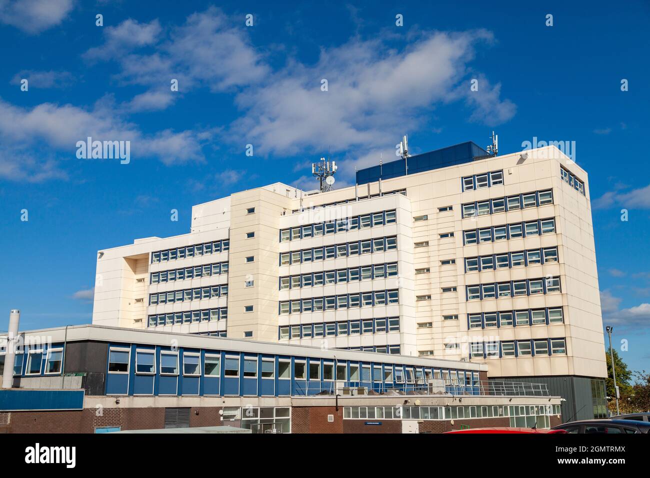 Edinburgh College Tower Block in Sighthill Edinburgh Stock Photo Alamy