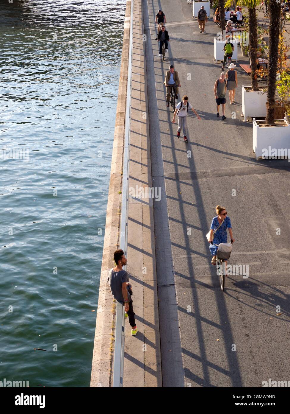 Paris, France - 20  September, 2018; many people in shot    The River Seine and its collection of scenic bridges are one of the highlights of any trip Stock Photo
