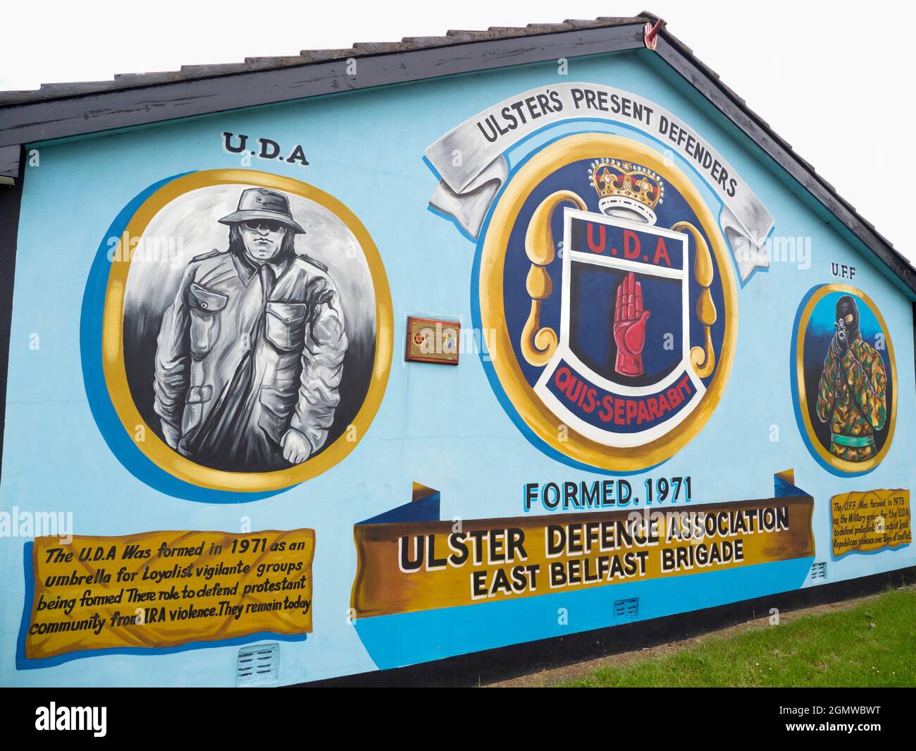 Belfast, Ulster - United Kingdom; Belfast is a city that cannot. seemingly, leave any wall untouched without a splash of colour. The graffiti, especia Stock Photo