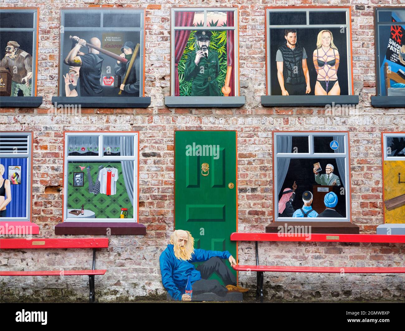 Belfast, Ulster - United Kingdom; Belfast is a city that cannot. seemingly, leave any wall untouched without a splash of colour. The graffiti, especia Stock Photo