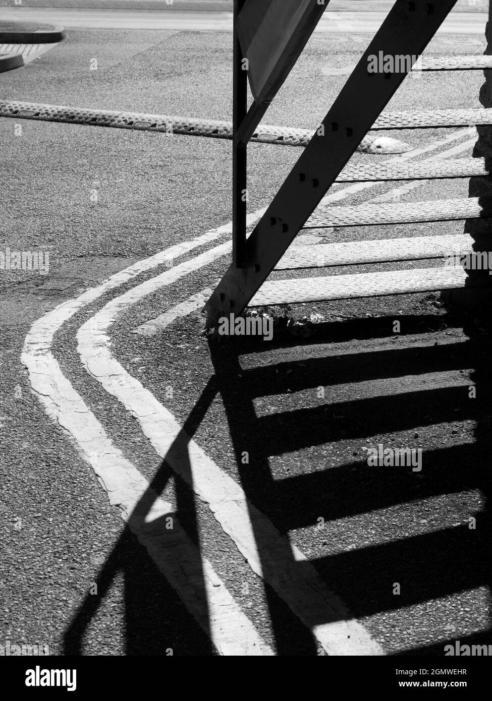 Abingdon, England - 29 July 2020    You can see abstract pattern and beauty everywhere, if you just look for it. You don't have to go halfway around t Stock Photo