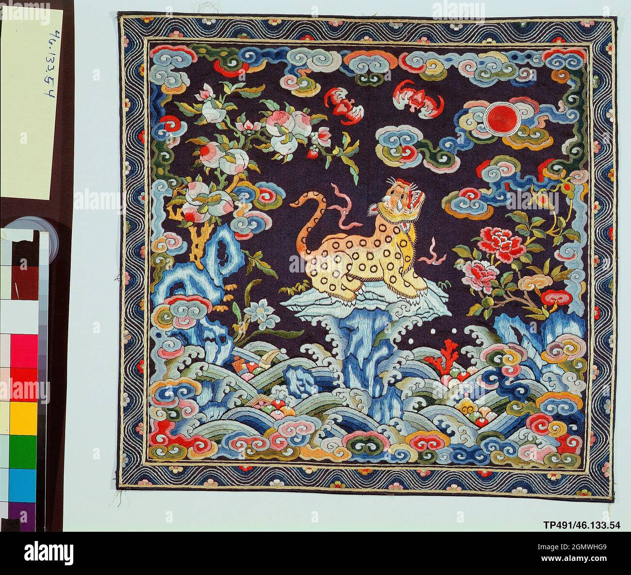 Late 18th century embroidery hi-res stock photography and images - Alamy