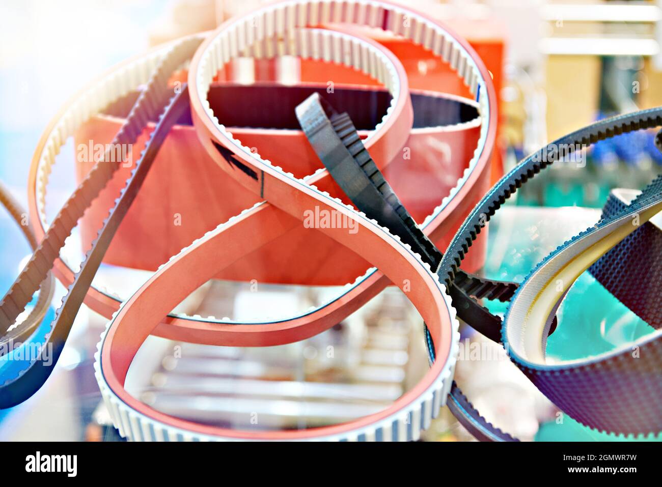 Timing belt hires stock photography and images Alamy