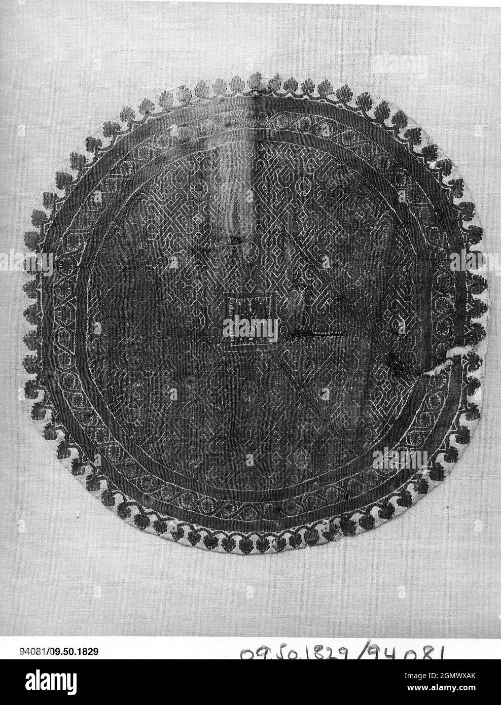 Roundel. Date: 3rd-4th century; Geography: Attributed to Egypt; Medium ...