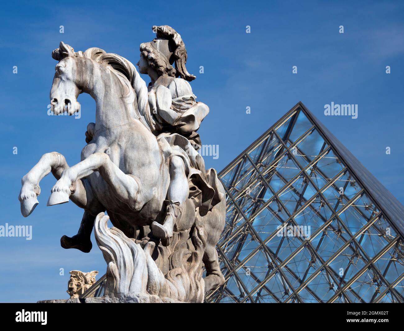 MUS E DU LOUVRE PARIS visual data 7