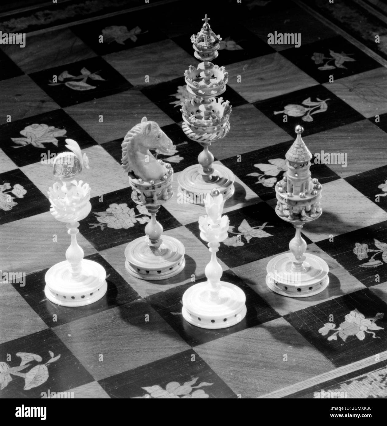 Alekhine Black and White Stock Photos & Images - Alamy