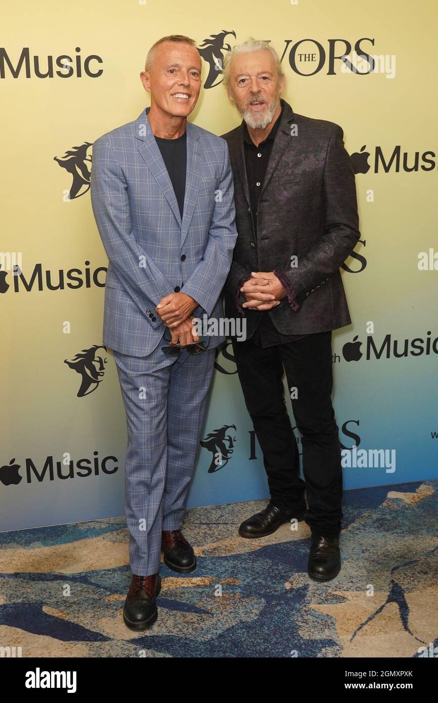 Kurt Smith (left) and Roland Orzabal of Tears for Fears during the Annual Ivor Novello Songwriting Awards at Grosvenor House in London. Picture date: Tuesday September 21, 2021. Stock Photo