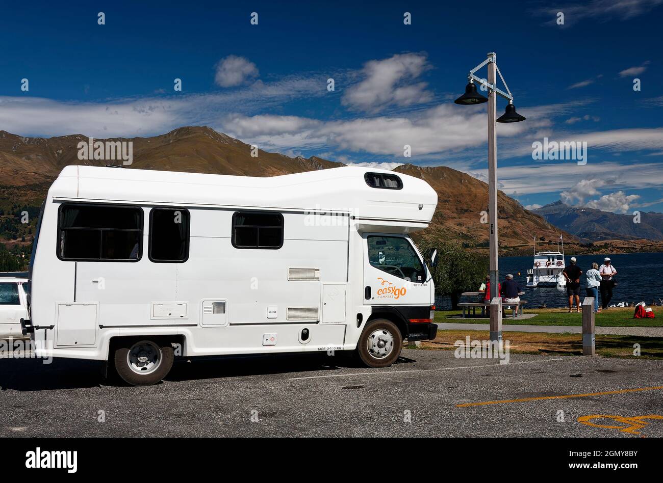 Class c motorhome parked hi-res stock photography and images - Alamy